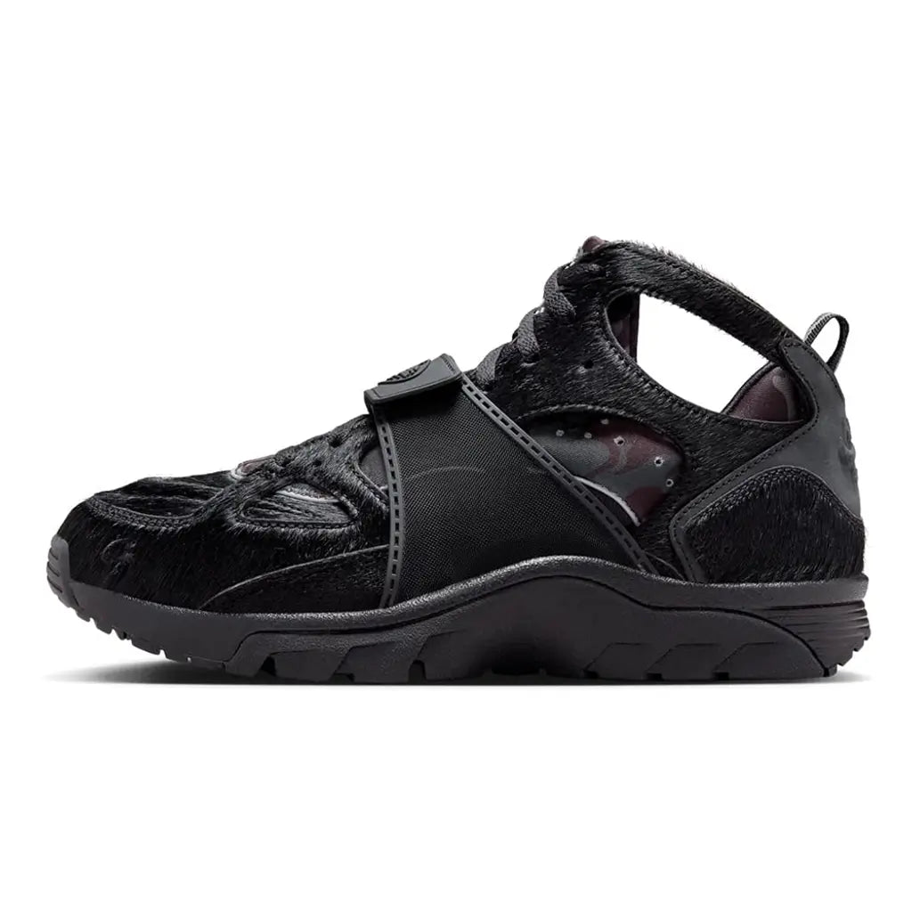 Nike x Corteiz Air Trainer Huarache 'Pony Black'