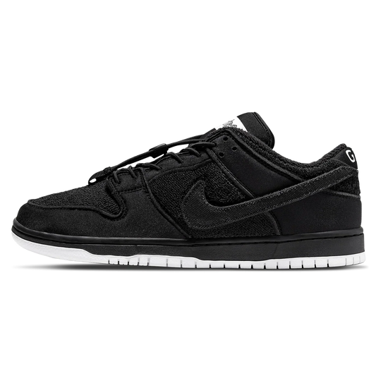 Nike SB x Gnarhunters Dunk Low