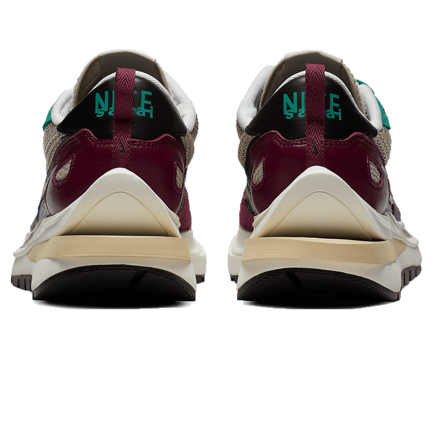 Nike x Sacai Vaporwaffle 'Villain Red Neptune Green'
